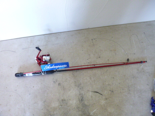 lot 171 image: Shakespeare Firebird Rod and Reel