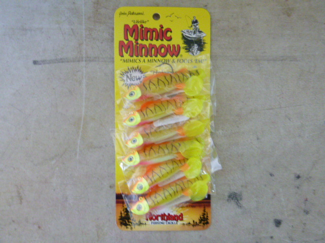 lot 176 image: Northland Mimic Minnows Holographic Baitfish-Image