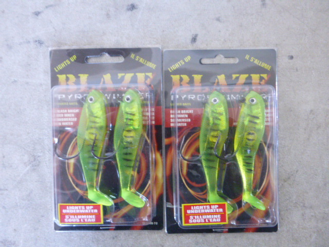 lot 185 image: 2 Packs of Blaze Pyroswimmers