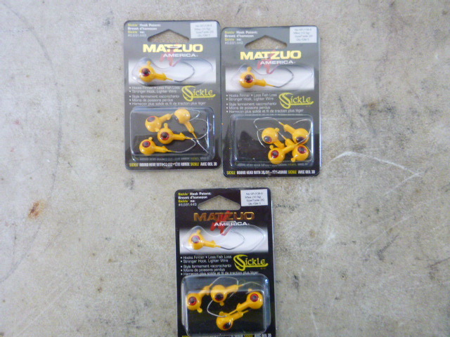 lot 197 image: 3 Packs of Matzuo Sickle Jig Heads