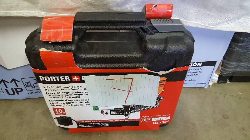 lot 7 image: Porta cable 18-Gauge Pneumatic 1-12 in. Narrow Crown Stapler Kit Model # NS150C New