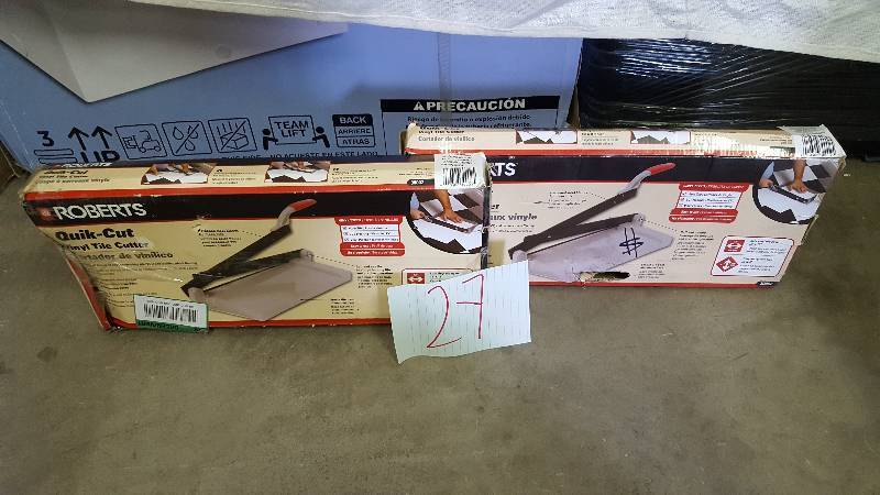 lot 27 image: Lot of 2 Roberts Quick Cut Vinyl Tile Cutter new