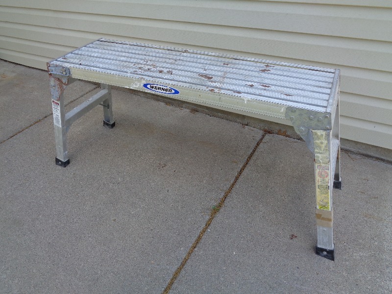 lot 8 image: Werner Aluminum Scaffold  Work Platform