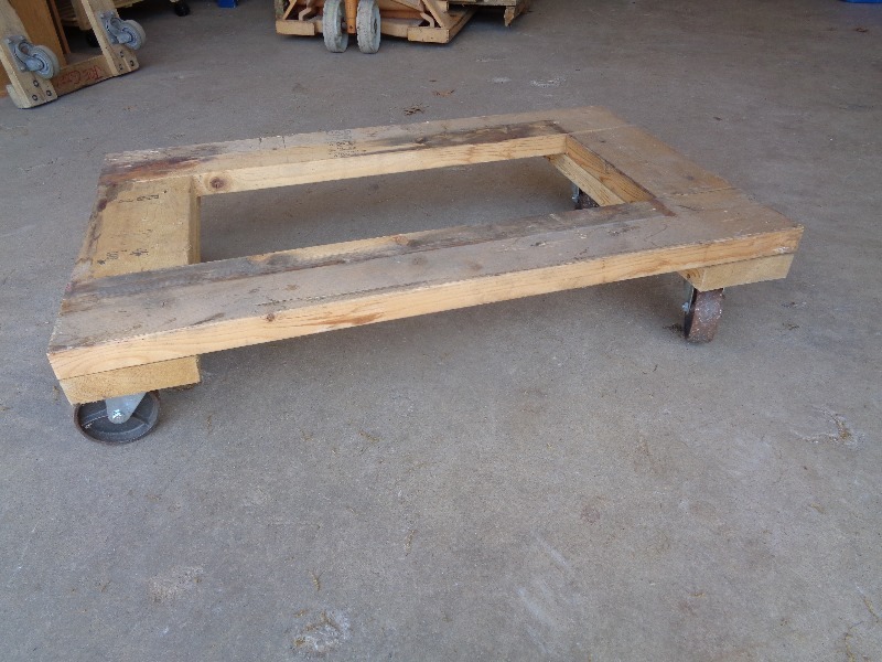 lot 11 image: Heavy Duty Moving Dolly