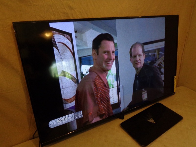 lot 1 image: 48 Inch Vizio LED Flat Screen Smart TV