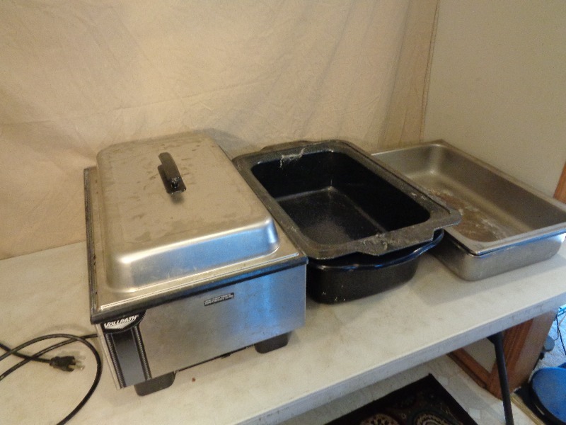 lot 18 image: Vollrath Food Warmer