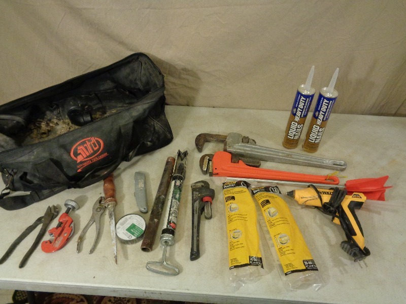 lot 44 image: Pipe Wrenches, Glue Gun, and More