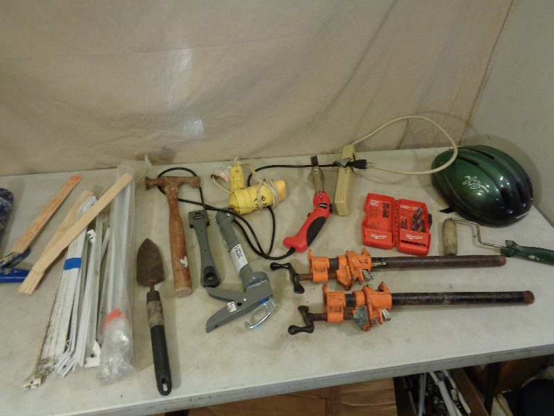 lot 71 image: Tools and Shop Supplies