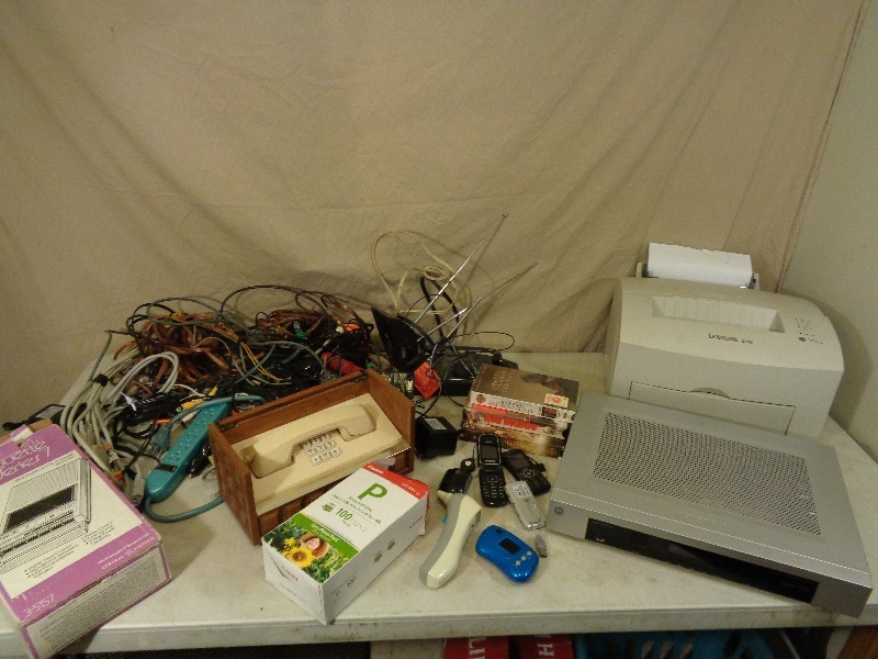 lot 116 image: Assorted Electronics and More