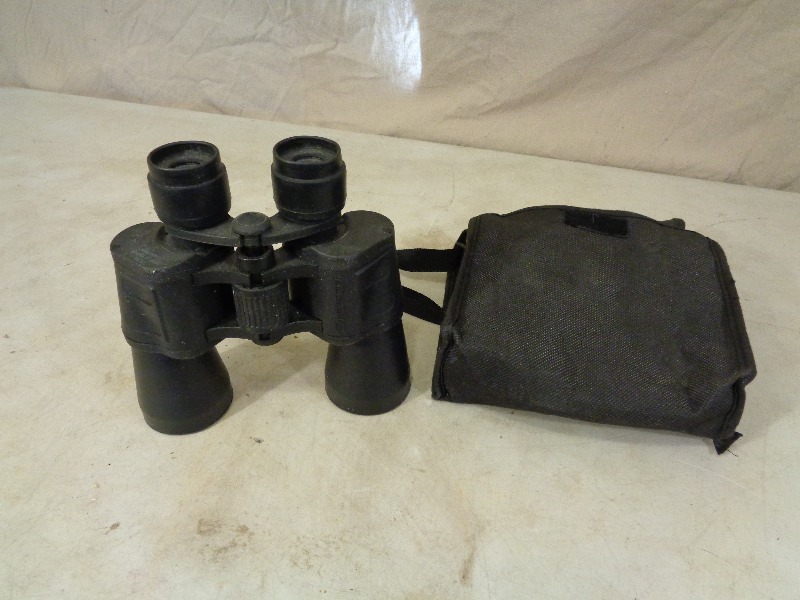 lot 175 image: Emerson Binoculars