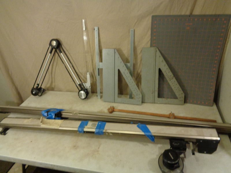 lot 164 image: Drafting Items