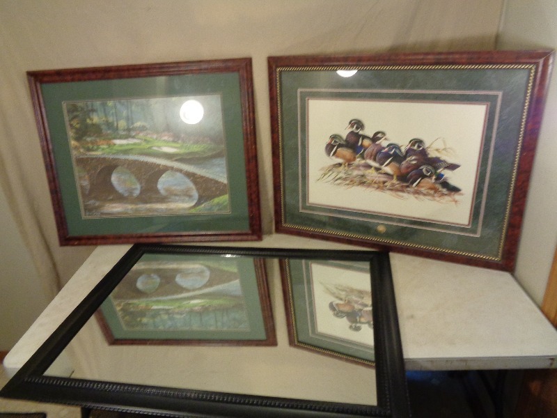 lot 28 image: Wild Turkey Federation Print, Golf Print, Mirror