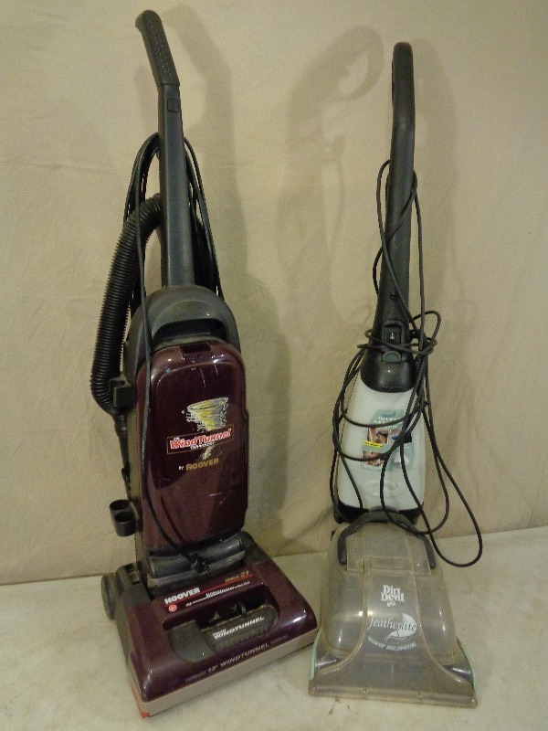 lot 201 image: Vacuum and Shampooer