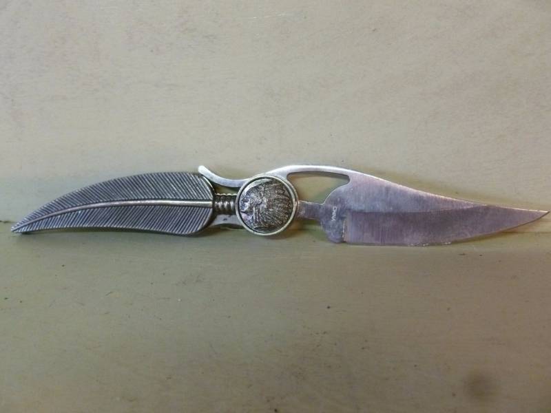 lot 36 image: Knife