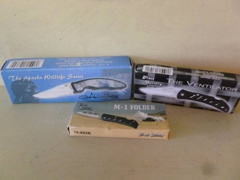 lot 50 image: New Pocket Knives