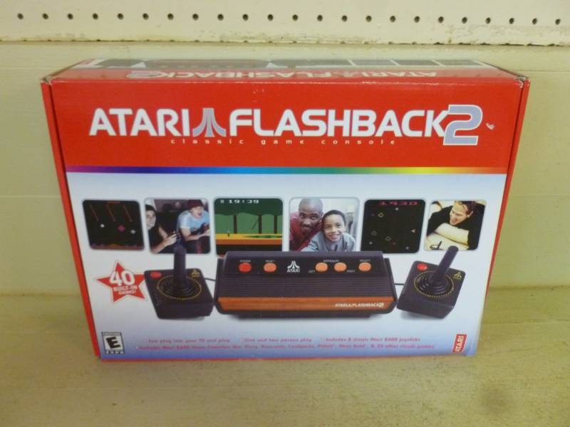 lot 119 image: Atari Flashback 2 Game Console