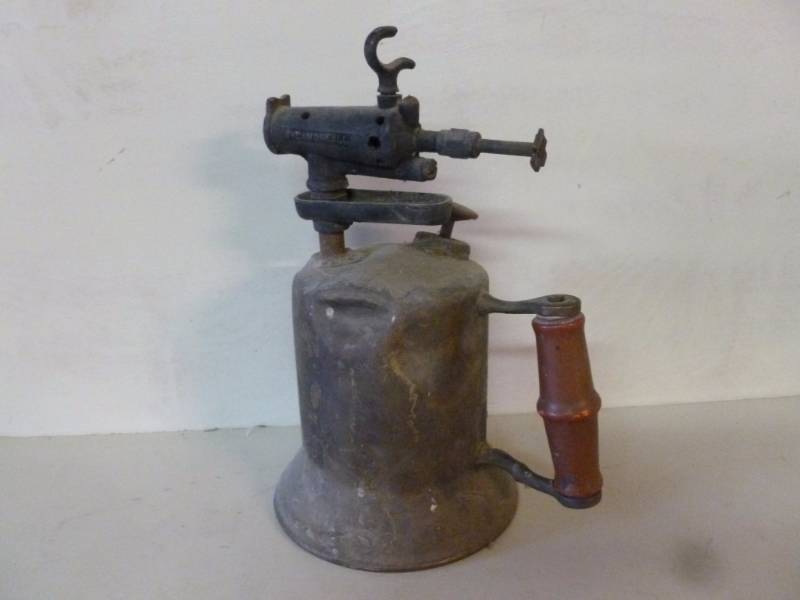 lot 161 image: Vintage Brass Torch