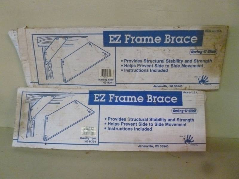 lot 166 image: New Wooden Swing Set Braces