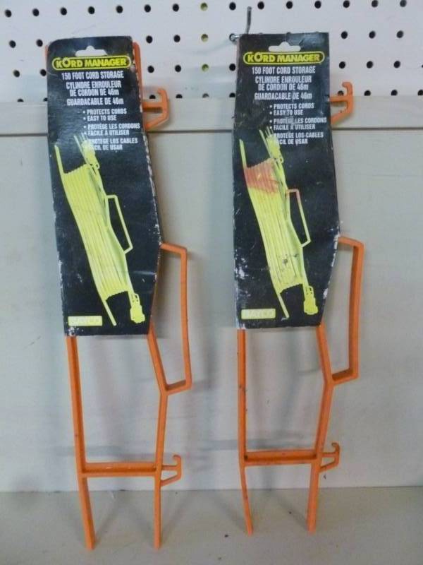 lot 171 image: Shop Items