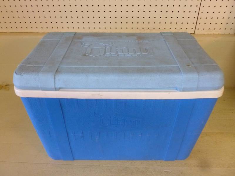 lot 214 image: Vintage Cooler