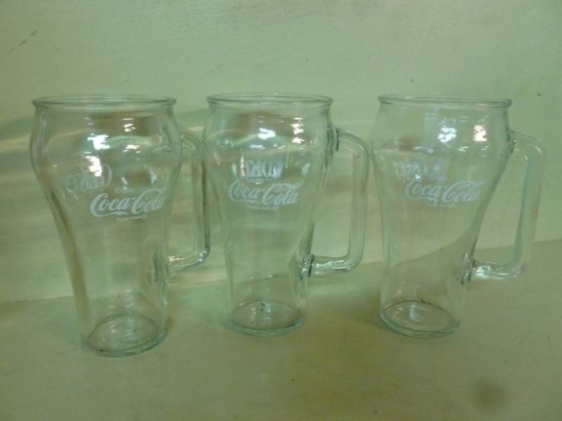 lot 252 image: Coca-Cola Glasses
