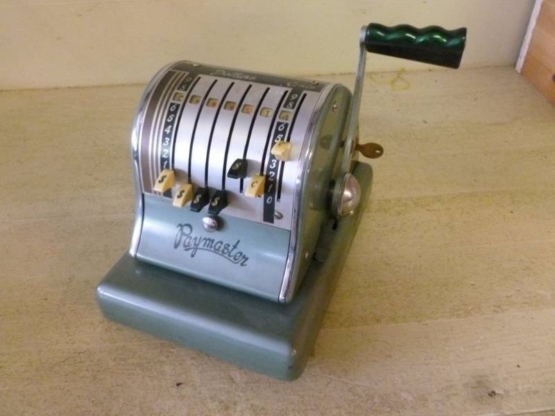 lot 261 image: Vintage Paymaster