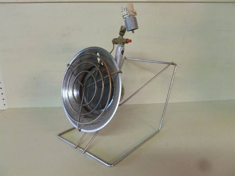 lot 262 image: Sunflower Heater
