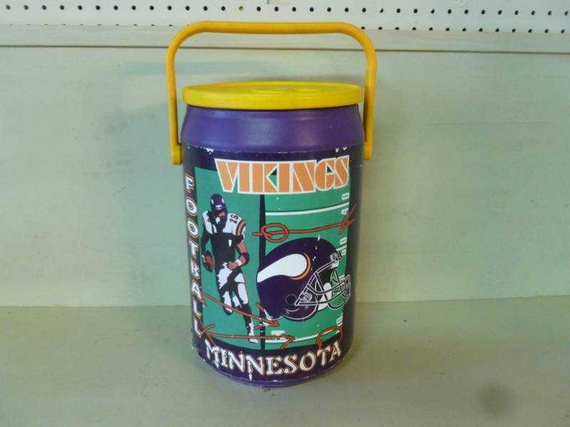 lot 268 image: Minnesota Vikings Cooler