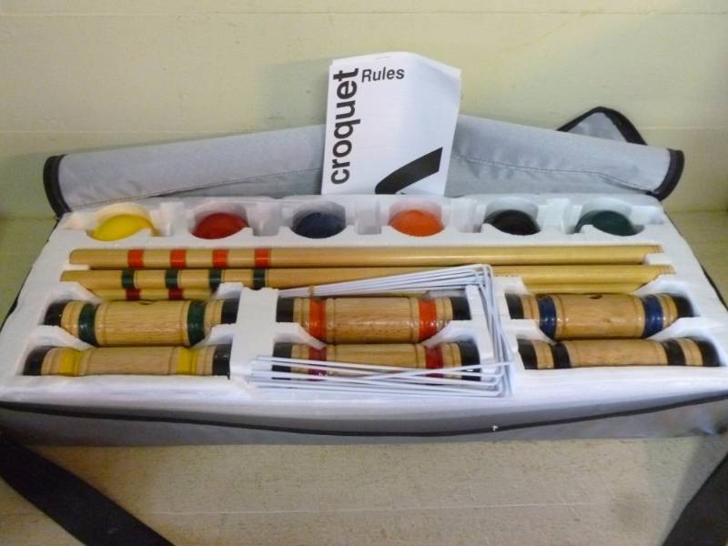 lot 271 image: Croquet Set