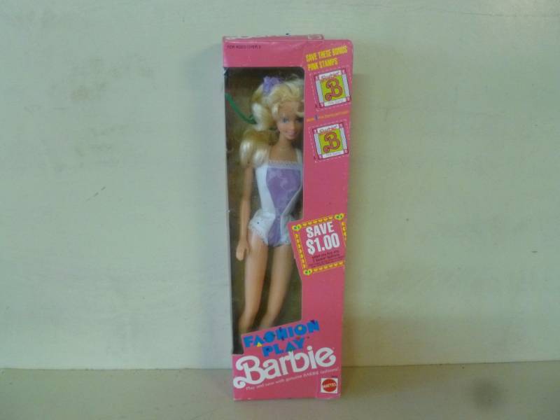 lot 274 image: Barbie Doll