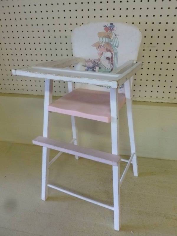 lot 275 image: Vintage Doll High Chair