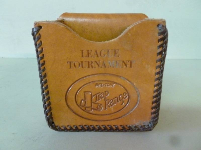 lot 282 image: Shotgun Shell Holder