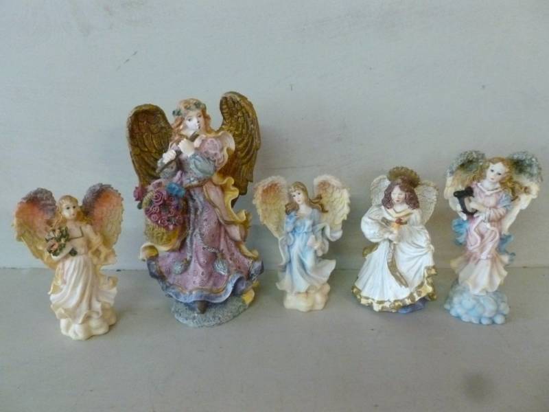 lot 288 image: Decorative