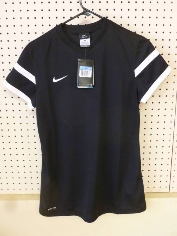 lot 313 image: Nike Sports Wear
