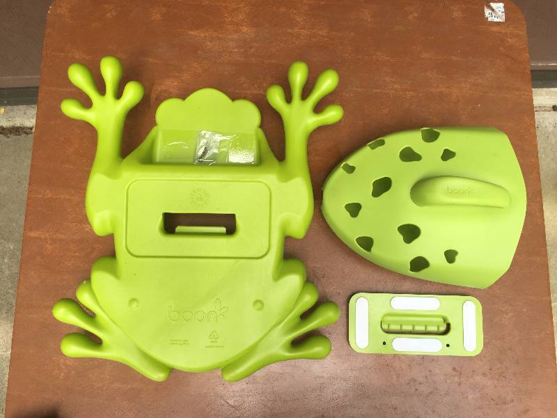 lot 5 image: Fun Frog Kermit Bathtub Organizes Accessories Frog Pod Bath Toy Removable Scoop Stores Wall Mounted