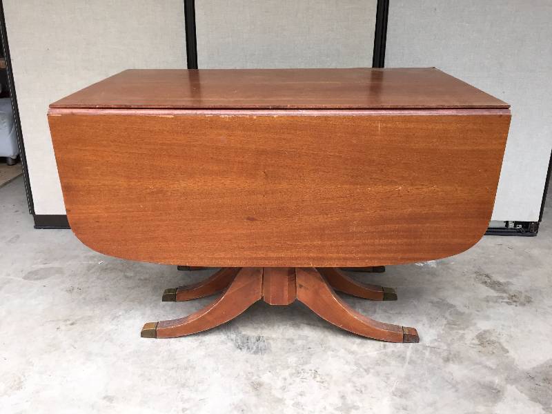 lot 48 image: Restore this Gorgeous Antique Duncan Phyfe Dropleaf Table & Make Big Dollars - It Has Awesome Workmanship Just Needs Your Refinishing Touch Like Table in Picture On Right