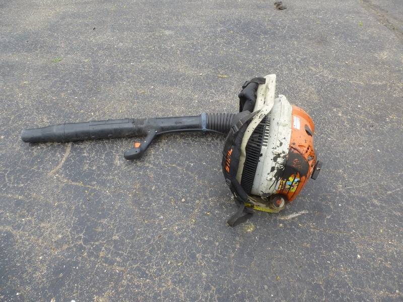 lot 10 image: Stihl Back Pack Blower #1