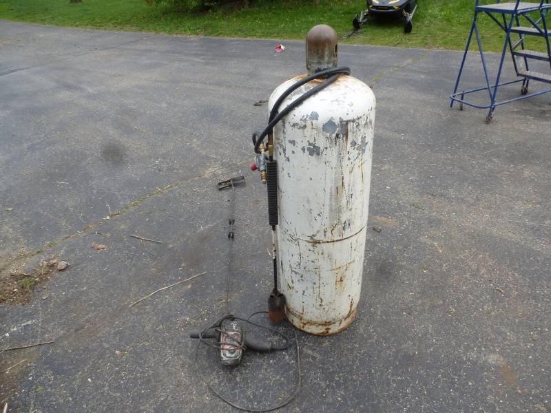 lot 22 image: LP Gas Torch Set #13