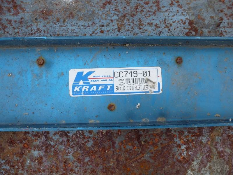 lot 40 image: Kraft Tool Mason Blow Float #31