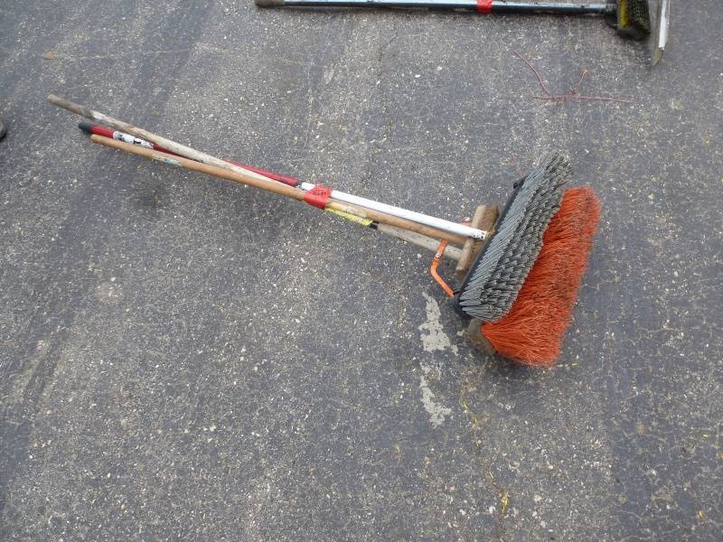 lot 51 image: Assorted Brooms # 42