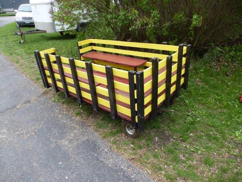 lot 72 image: Wood Wagon # 62