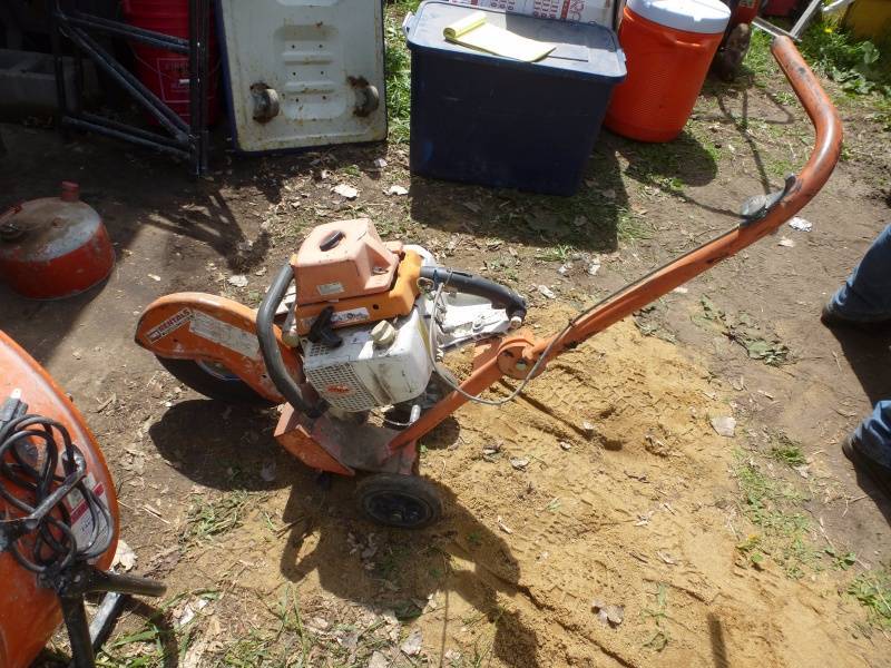 lot 139 image: Stihl Mason Saw TS 760 # 128