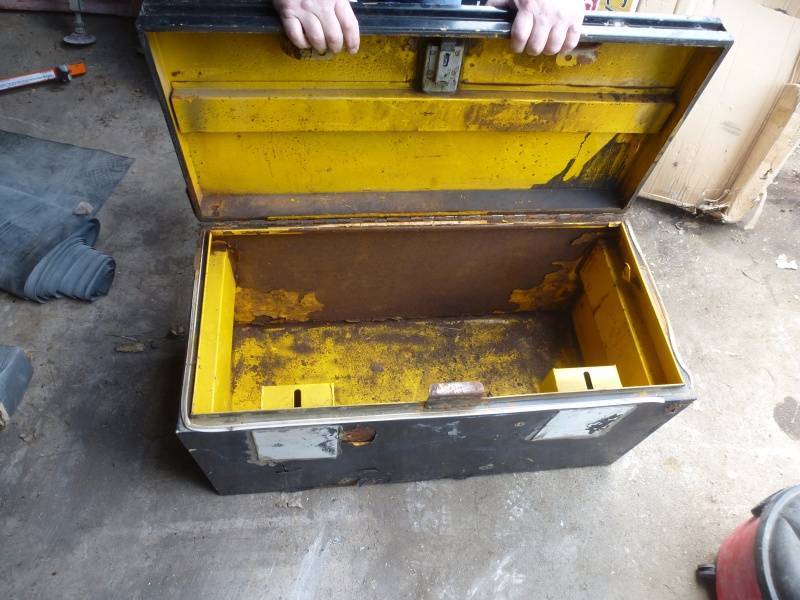 lot 146 image: Steel Tool Box # 135