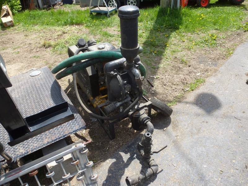 lot 152 image: Dewalt Compressor # 141