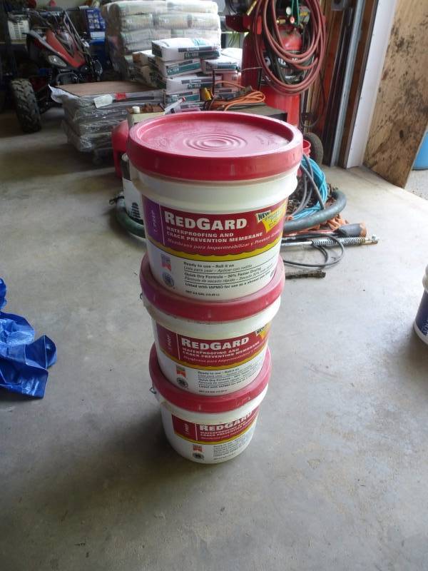 lot 163 image: Red Guard Water Proofing # 152