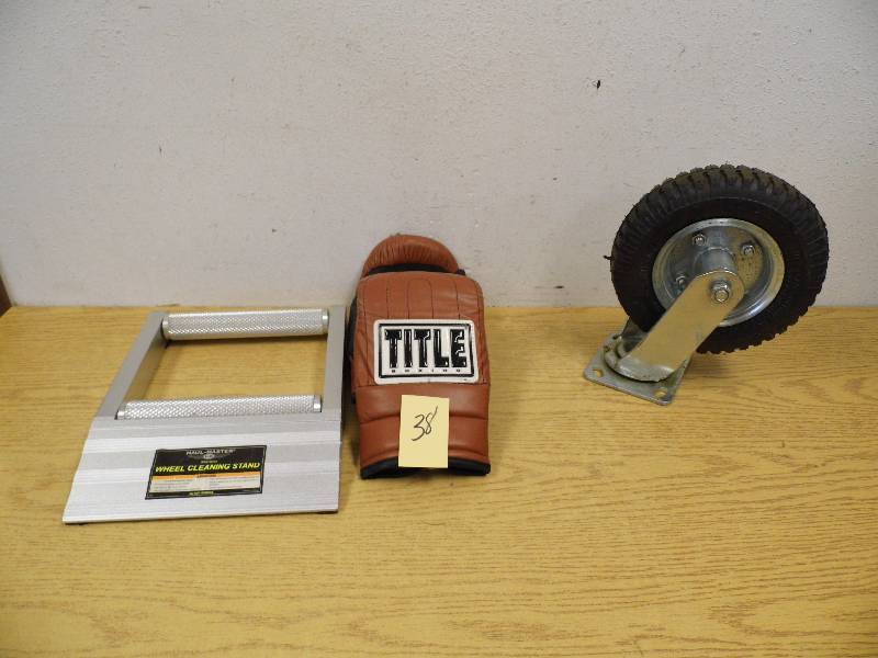 Wheel Cleaing Stand - Boxing Gloves - Wheel