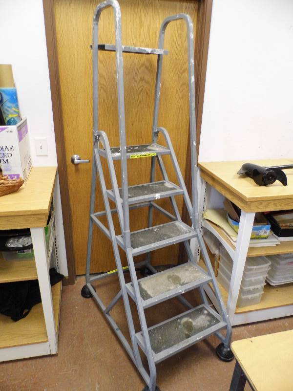 Rolling Ladder