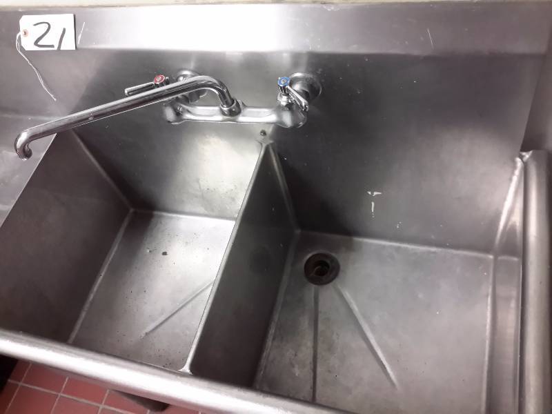 Stainless steel double sink with drainboard
