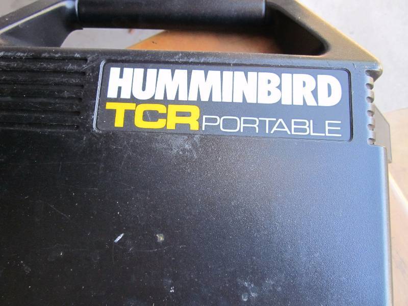 Hummingbird TCR Portable FishDepth Finder