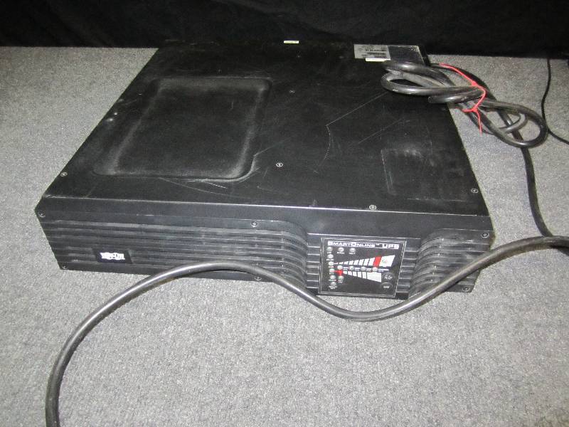 lot 50 image: Smart Online UPS battery backup, wo...